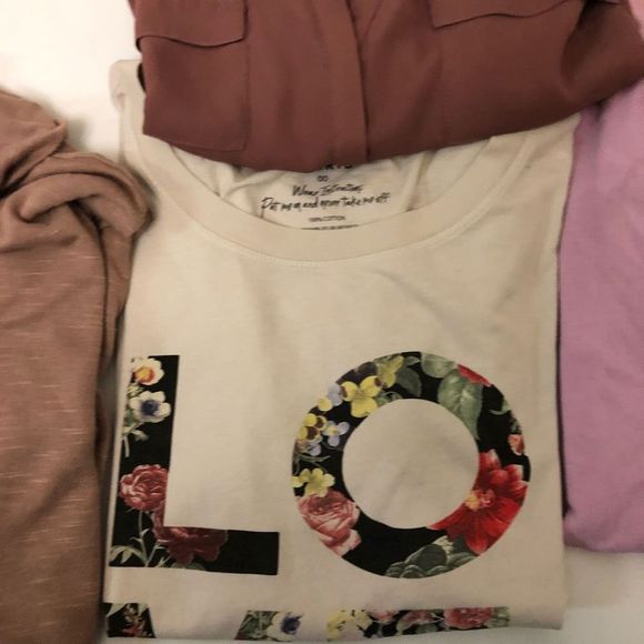 Torrid  Lot /Bundle size 00  Super Soft Stretchy Shirts - Picture 2 of 13